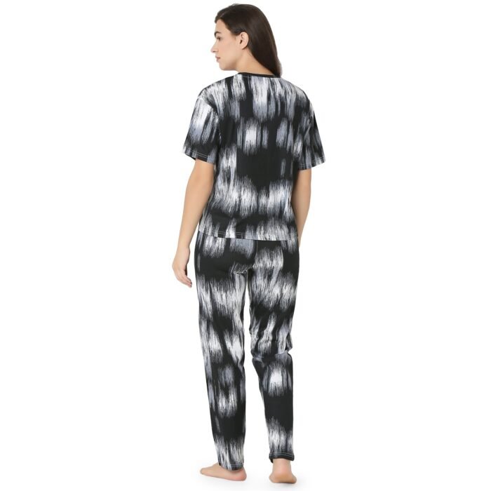 Black Abstract Printed-T-Shirt Pyjama Set - Image 2